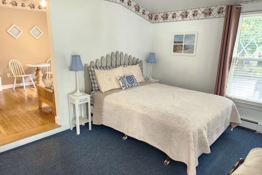 Royal Anchor Beach Resort — Guest room