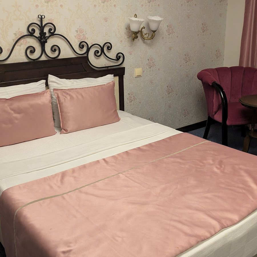 Royal Beach Club Hotel — Guest room