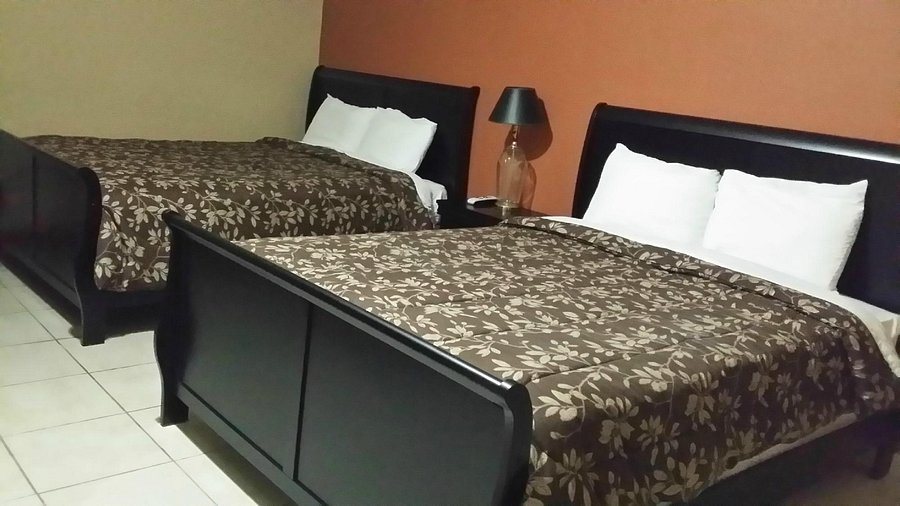 Royal Budget Inn Miami Florida — Guest room