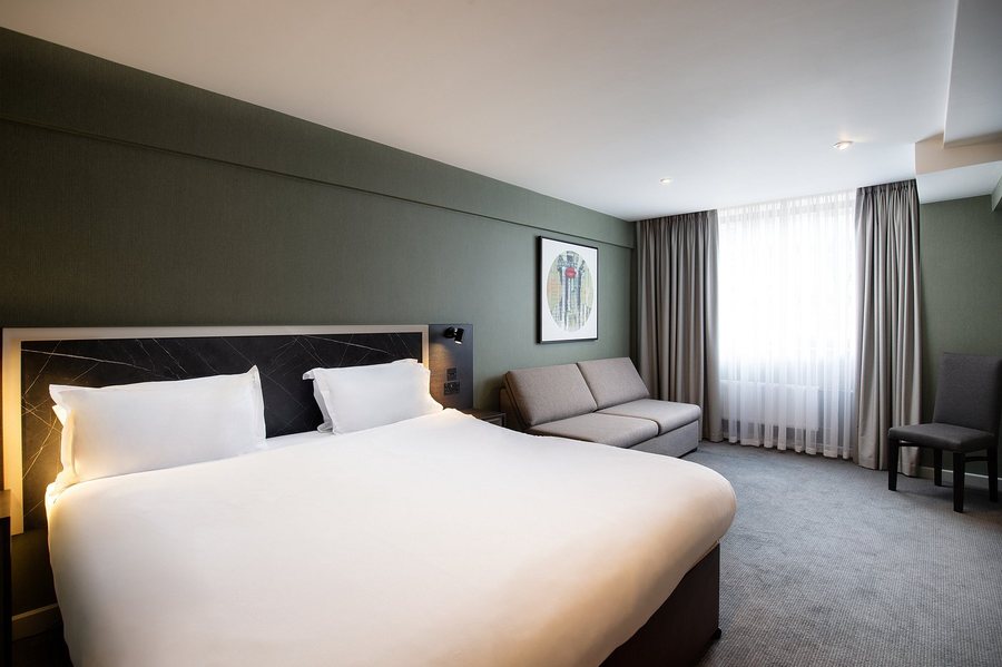 Royal National Hotel London England — Guest room