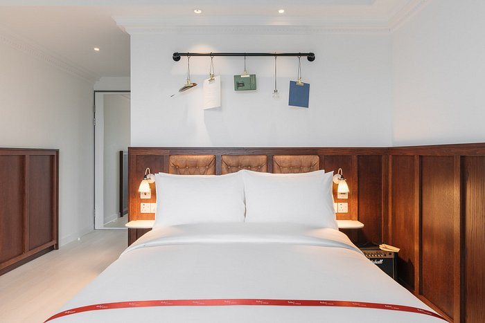 Ruby Stella Hotel London by IHG — Guest room
