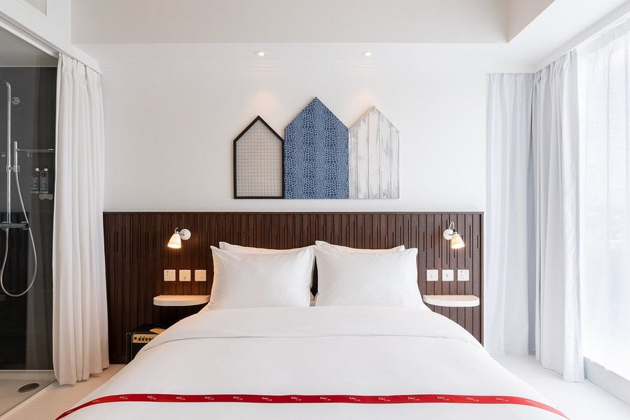 Ruby Zoe Hotel London by IHG — Guest room
