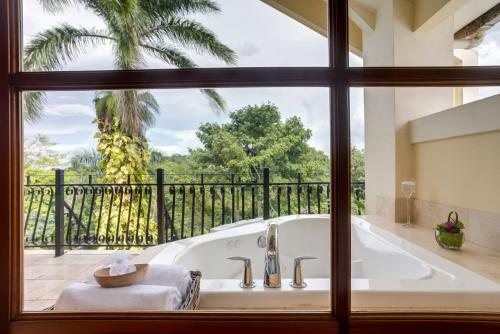 Rumors Resort — Bathroom