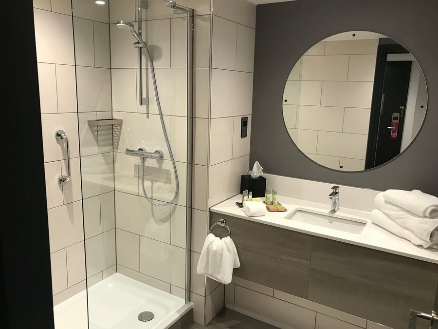 Rundle Suites — Bathroom