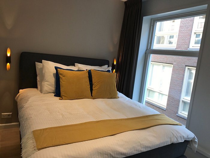 RUST Bed Breakfast — Guest room