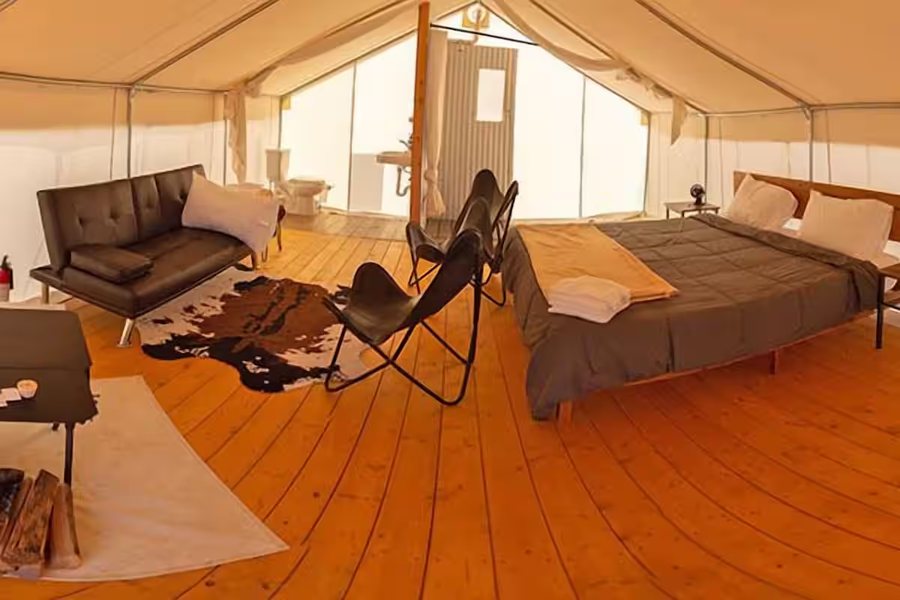 Rustic Rook Resort — Guest room