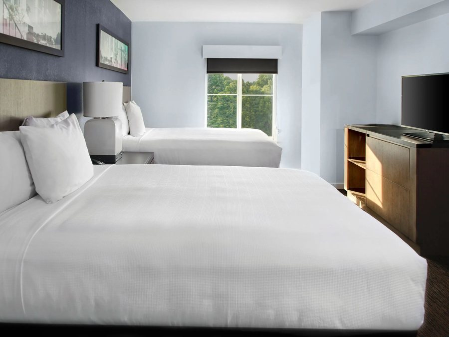 Rutland Square House — Guest room