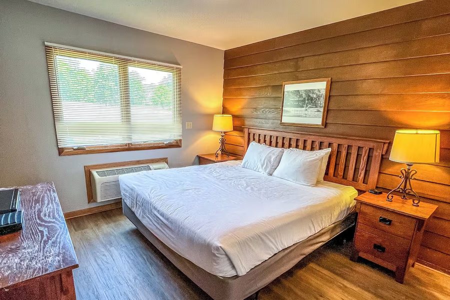 Ruttger s Bay Lake Resort Deerwood Minnesota — Guest room