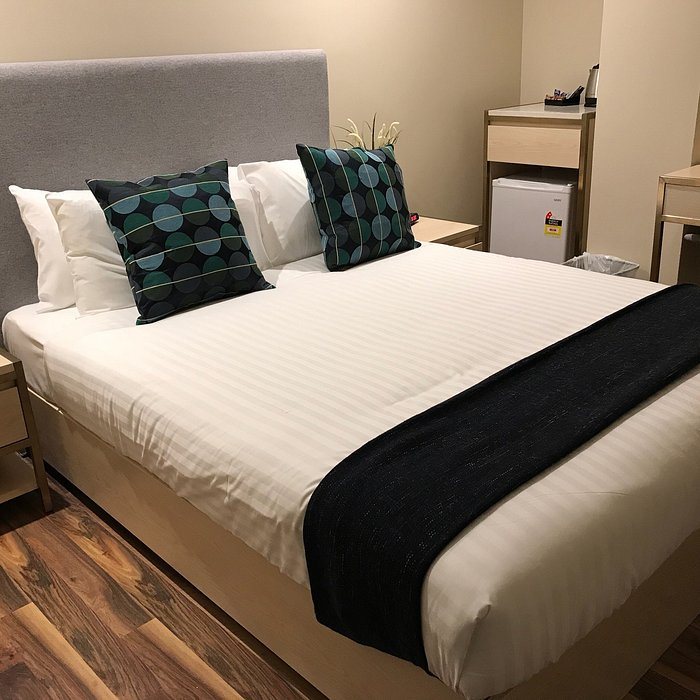 Ryals Hotel Broadway — Guest room
