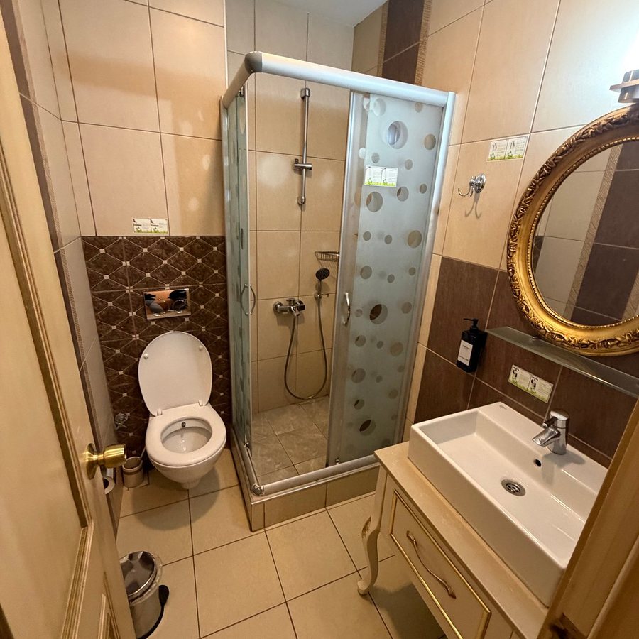 Saba Hotel Istanbul — Bathroom