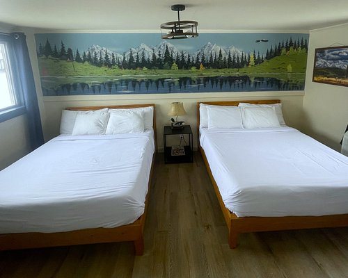 Sacajawea Inn — Guest room