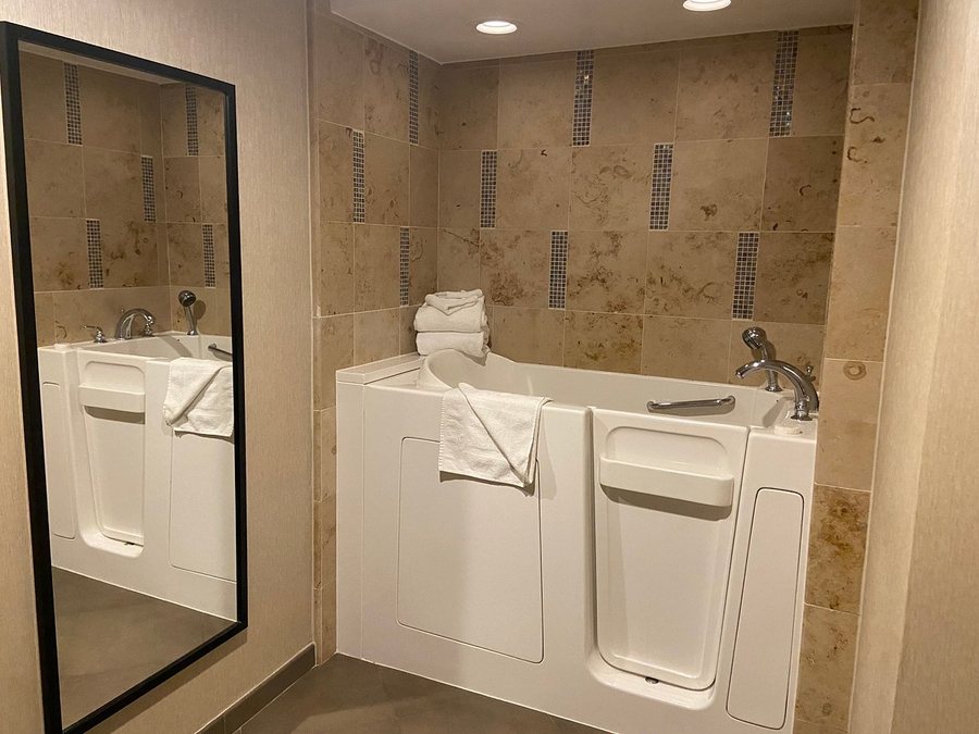 Sam s Town Hotel Gambling Hall — Bathroom