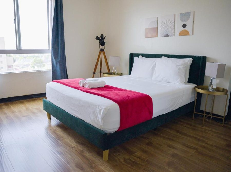 Samesun Hollywood Los Angeles California — Guest room