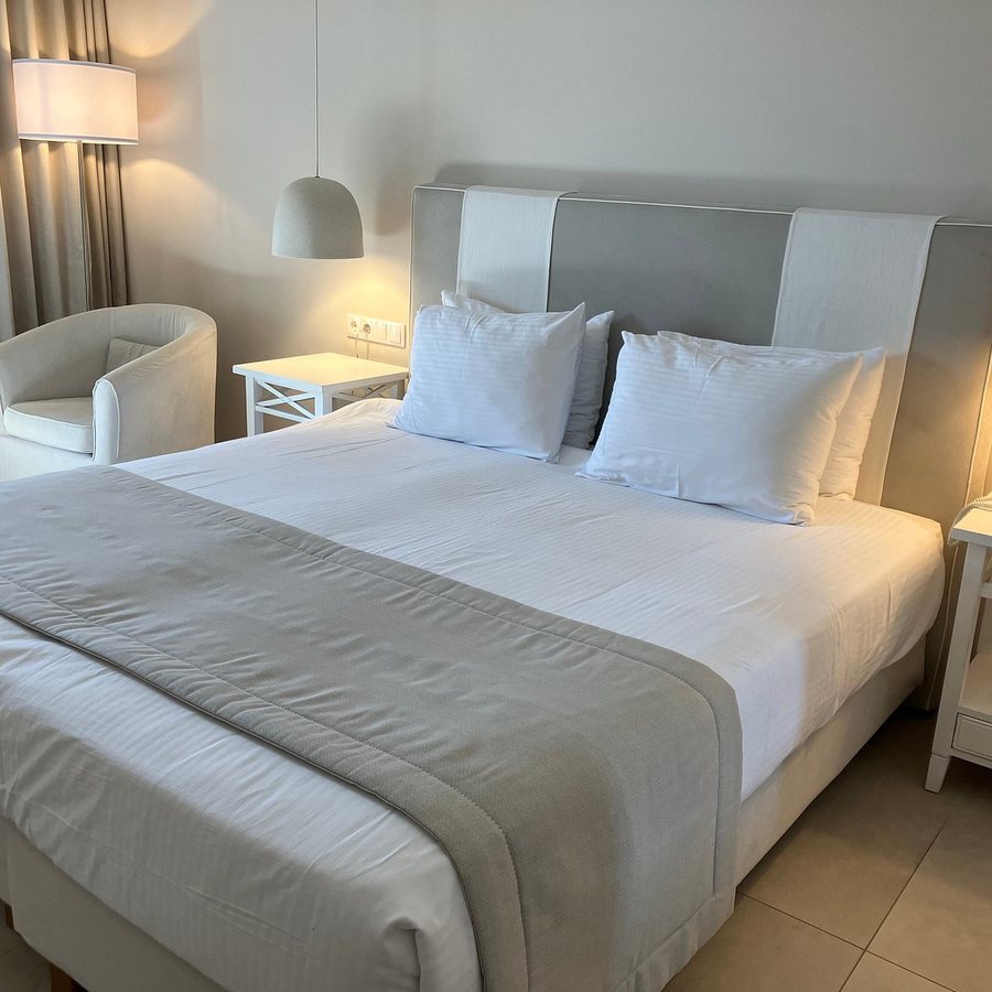 San Antonio Corfu Resort — Guest room