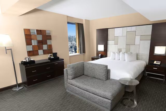 San Francisco Inn — Guest room