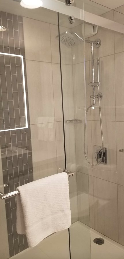 San Francisco Marriott Marquis — Bathroom