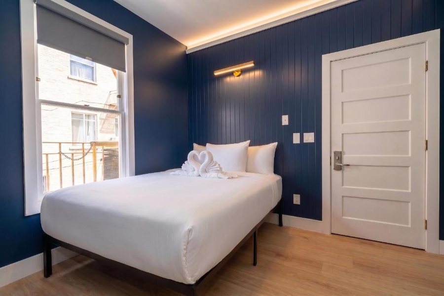 San Remo Hotel — Guest room