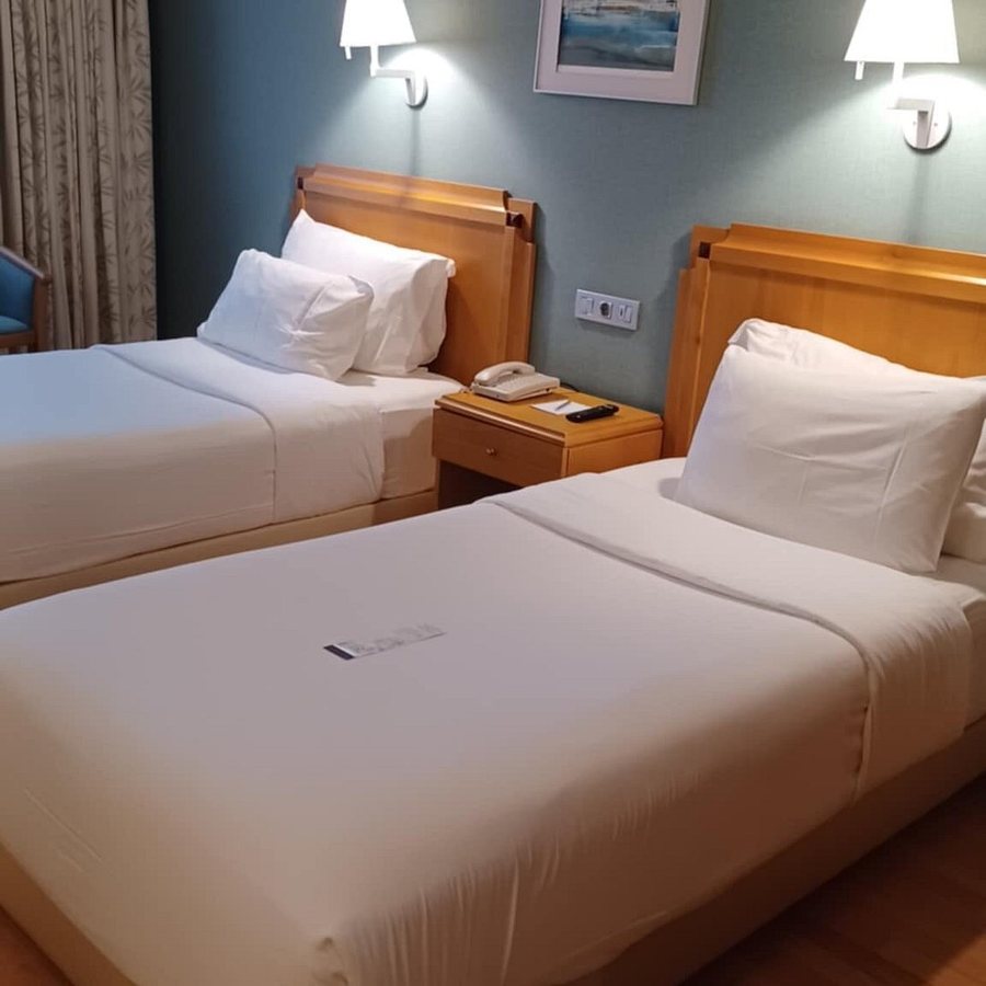 SANA Metropolitan Hotel — Guest room