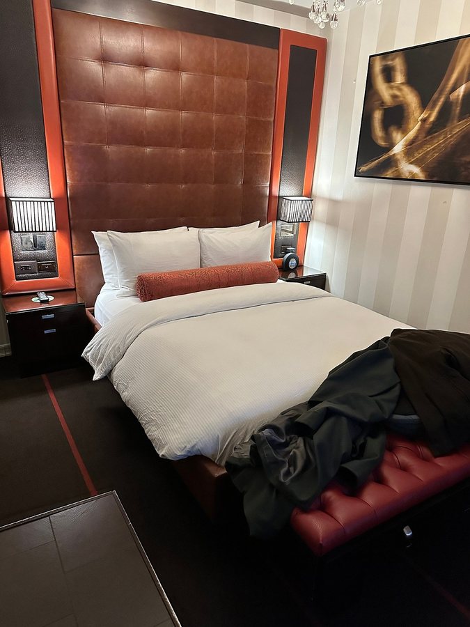 Sanctuary Hotel New York New York City New York — Guest room