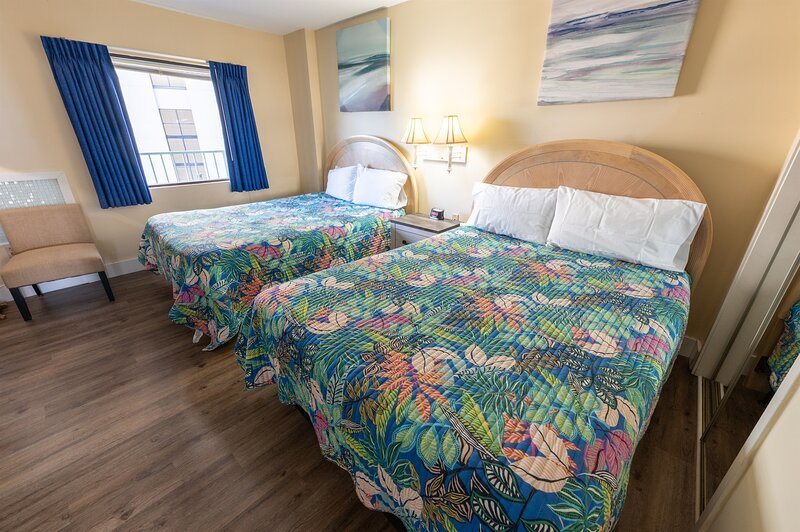 Sand Dunes Resort — Guest room