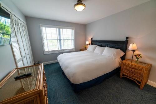 Sandpiper Beach Club — Guest room