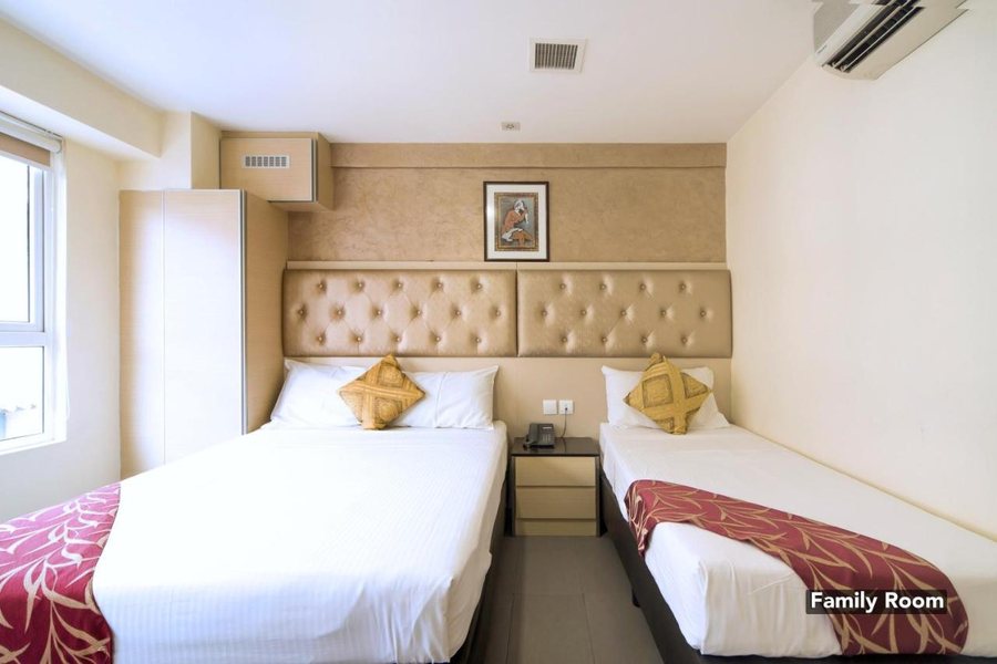 Sandpiper Hotel — Guest room