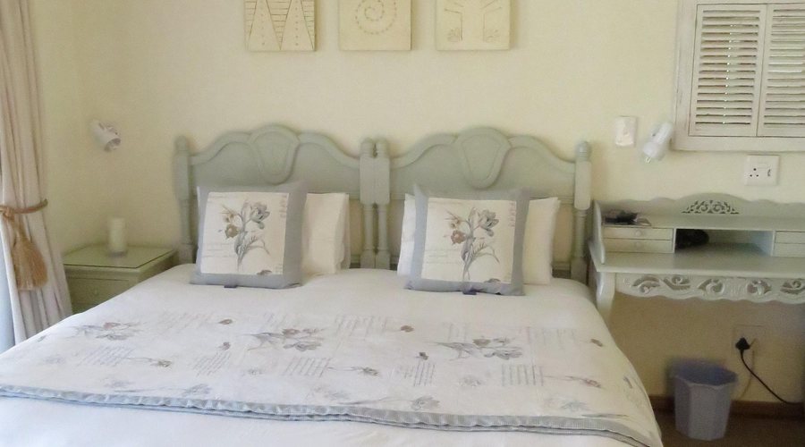Sandstone Chameleon Guest House — Guest room