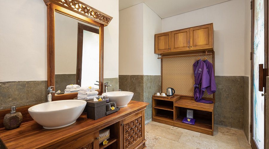 Sanna Ubud A Pramana Experience — Bathroom