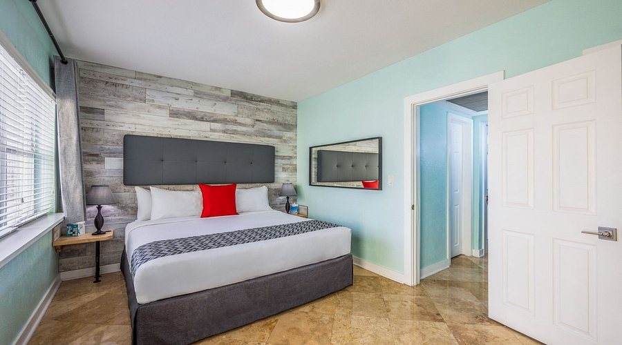 Santa Barbara South Beach Miami Beach Florida — Guest room