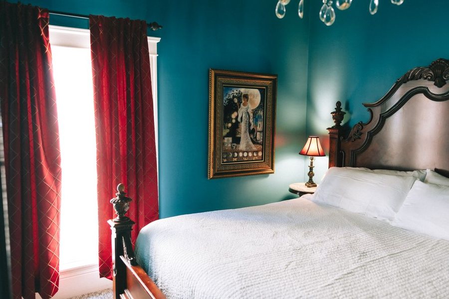 Sara s Inn — Guest room