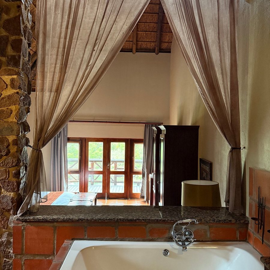 Schrikkloof Private Nature Reserve — Bathroom