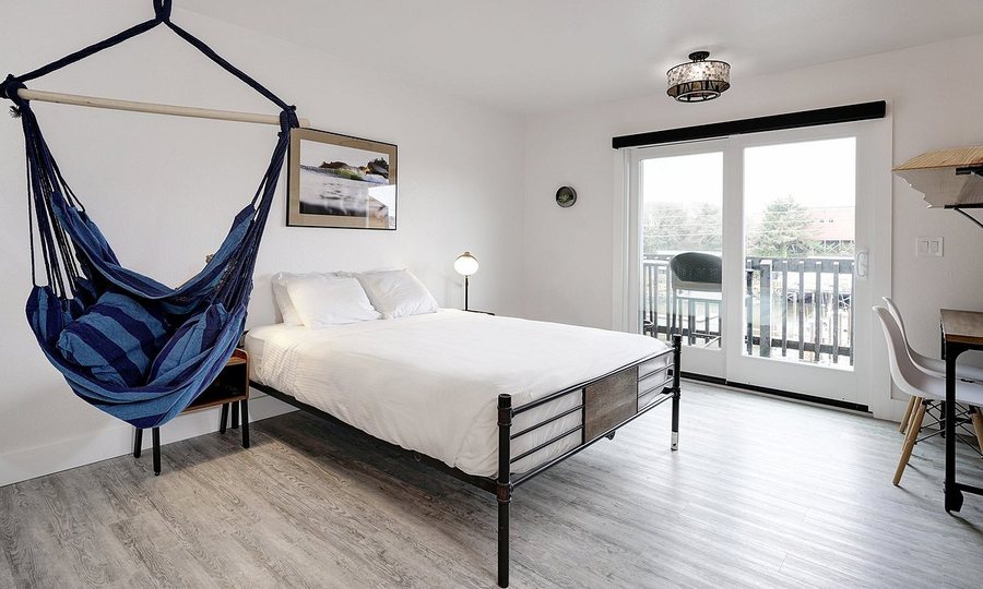 SCP Depoe Bay Hotel — Guest room