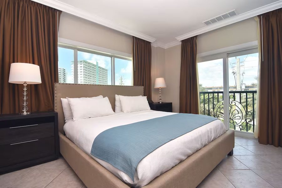 Sea Club Resort — Guest room