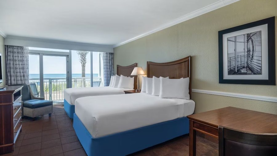 Sea Dip Oceanfront — Guest room