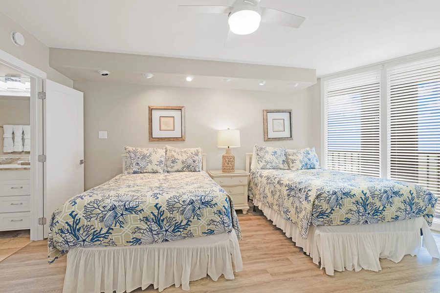 Sea Gull Condominiums — Guest room