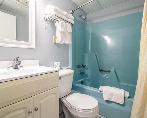 Sea View Motel — Bathroom