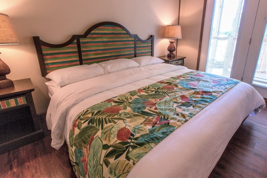 Seabrook Villa — Guest room