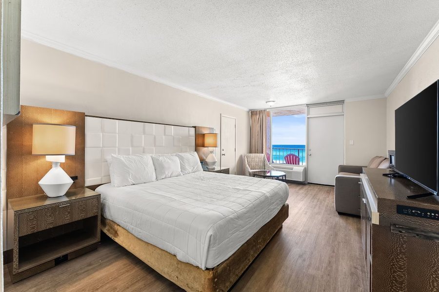 Seahaven Beach Resort — Guest room