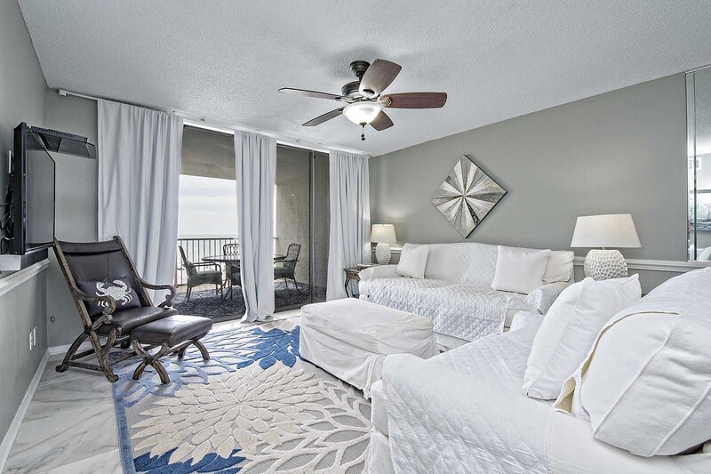 Seaside Beach Racquet 3205 — Guest room