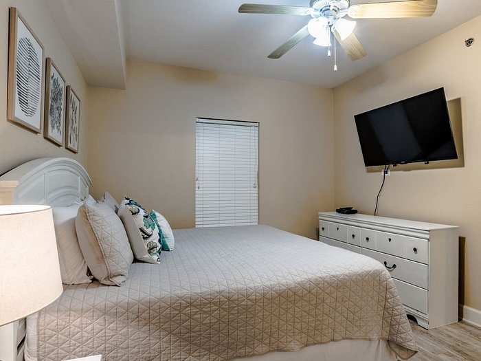 Seawind Condominiums — Guest room