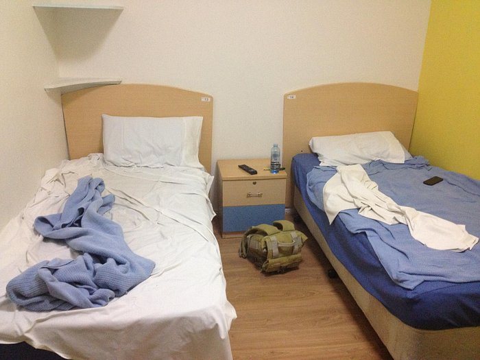 Secret Garden Backpackers Sydney — Guest room