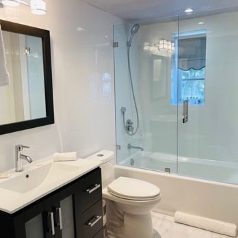 Secret Garden Miami Beach Miami Beach Florida — Bathroom