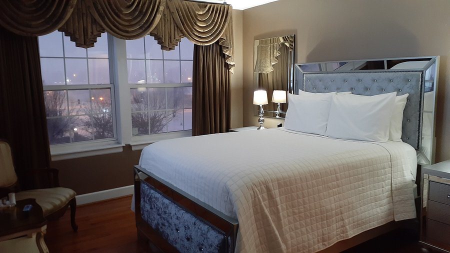 Secret Place — Guest room