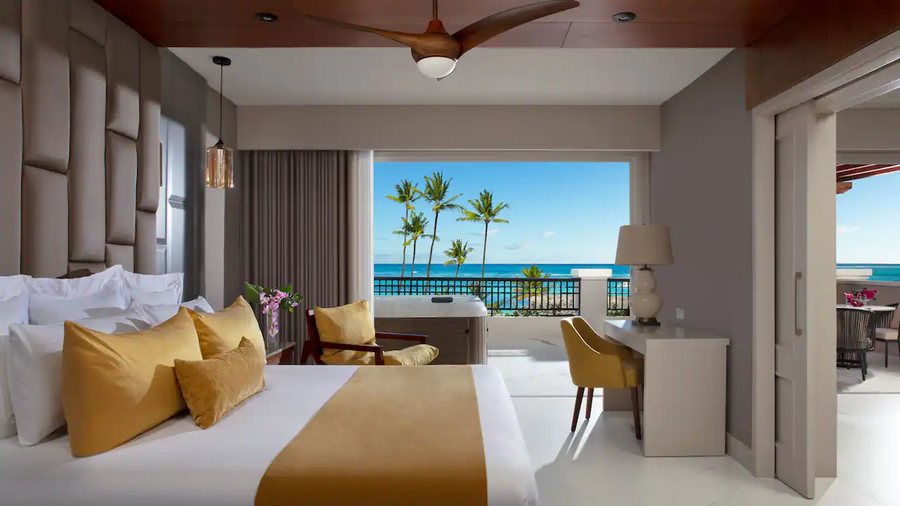 Secrets Royal Beach Punta Cana — Guest room