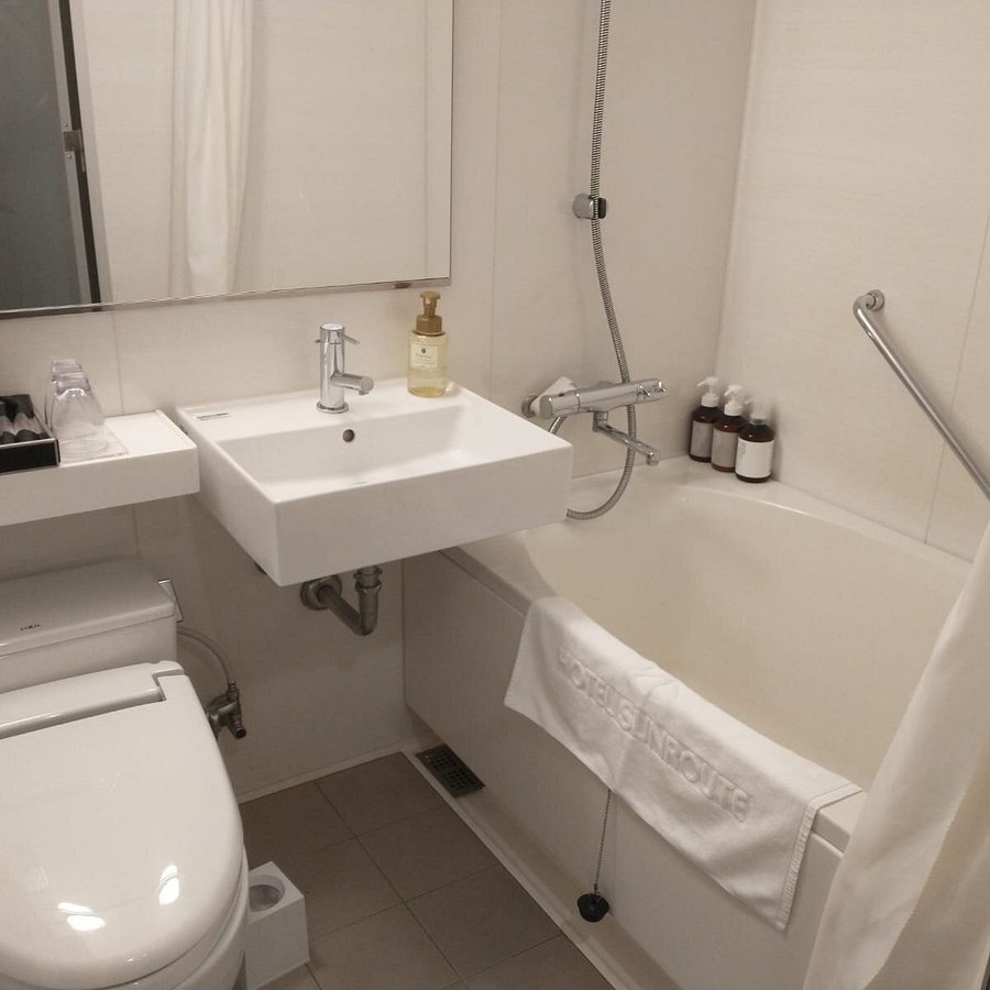 Section L Ginza East — Bathroom
