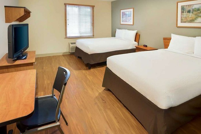 Select Suites Fayetteville I 49 — Guest room