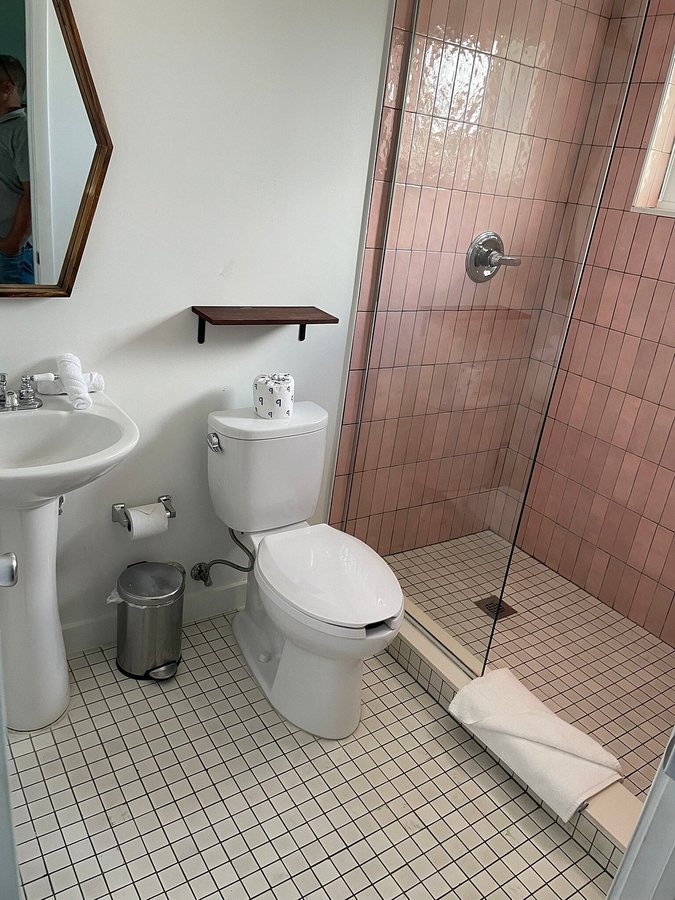 Selina Gold Dust Miami Florida — Bathroom