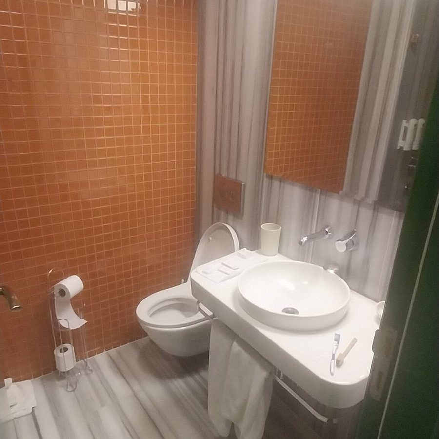 Senatus Hotel Istanbul — Bathroom