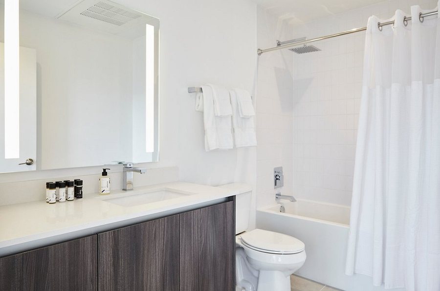 Sentral Alea Miami Miami Florida — Bathroom
