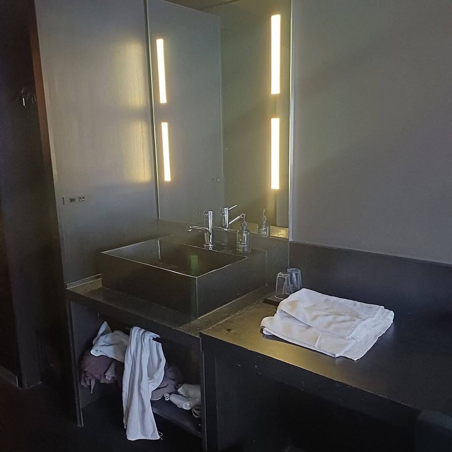 Sequence KYOTO GOJO — Bathroom